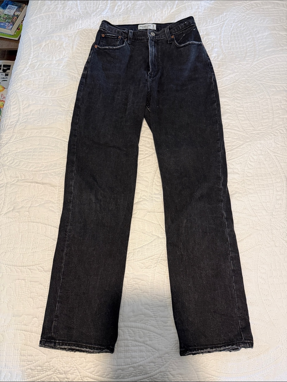 Abercrombie & Fitch Women's High-Rise Black Straight Jeans SZ 26/2L